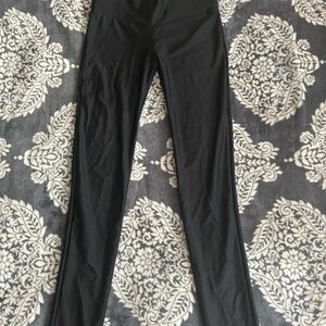 Youth dancer Black High-Waisted dance leggings